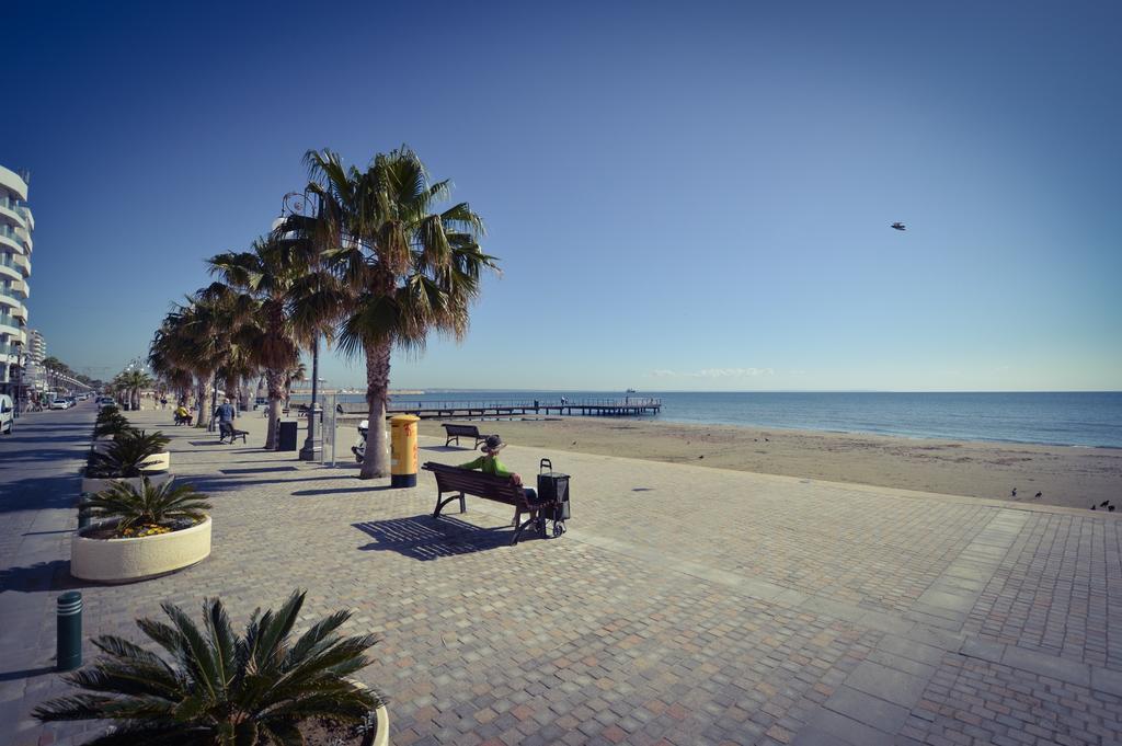 Krasas Beach Apartment Rentals ลาร์นาคา ห้อง รูปภาพ