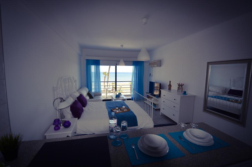 Krasas Beach Apartment Rentals ลาร์นาคา ห้อง รูปภาพ